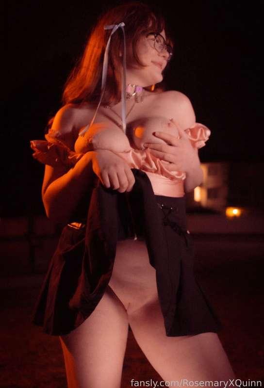 rosemaryxquinn image #5