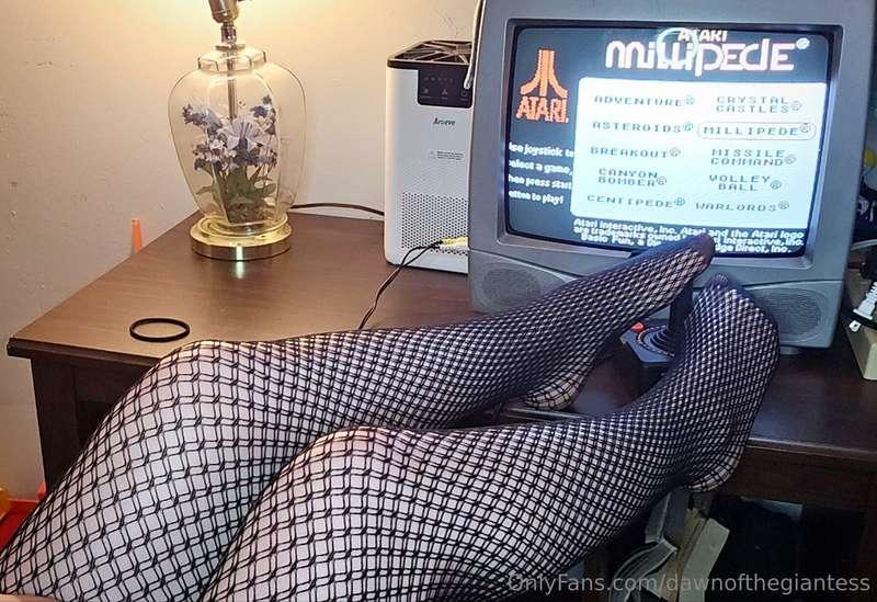 Atari time 🥳 found this for only 10$ and it works !! 