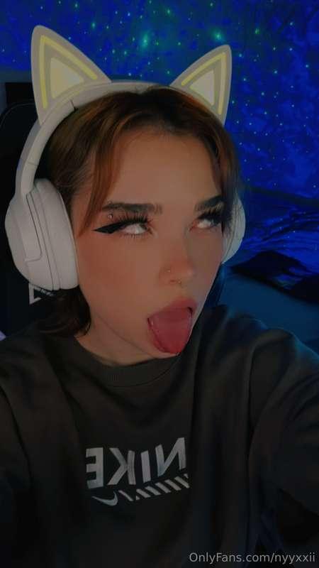 It’s my birthday uwu message me hbd 