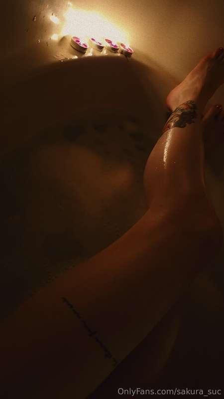 💀🖤 as requested