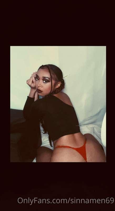 Angel craving chaos 🖤🎬😘