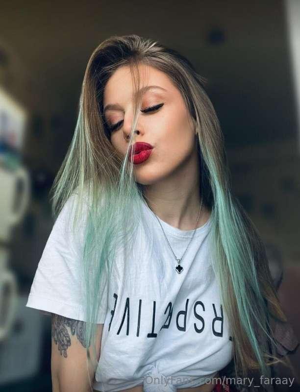 📌FREE SUBSCRIPTION📌 ❗️TODAY ONLY❗️ She's waiting for you, 🫵D..