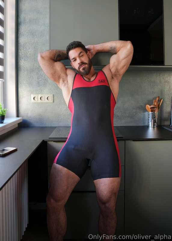 Daddy needs your attention!