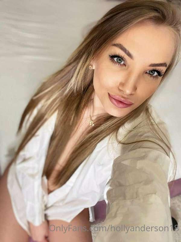 SugarQueenn Just made her Profile FREE @sugarqueenn Go check..