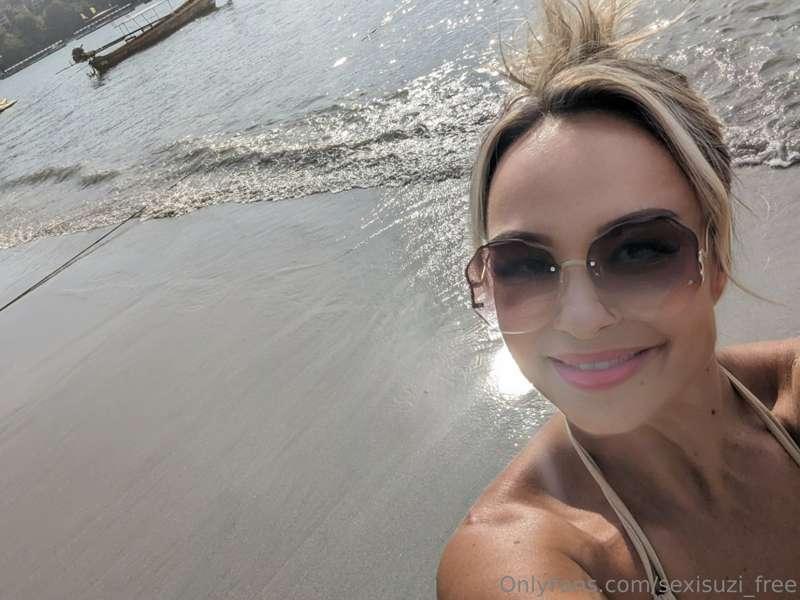 Beach day 😍