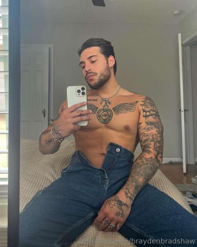 I unzipped my pants you know what’s next? 😈