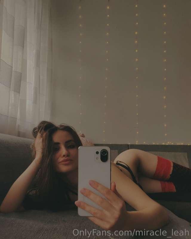 kitten is chilling😼
When I wear stockings, I feel especially..