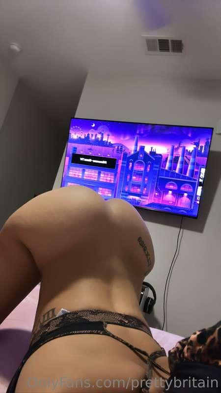 GET FREE $1300 worth of content🤑 & A FREE LIVE DICK RATE VID..