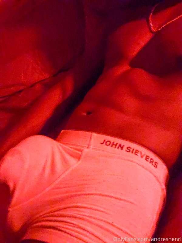 andreshenri image #1