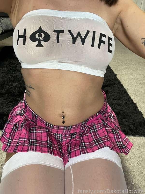 dakotahotwife image #36