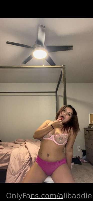 i’m backkk😚 who missed me? stay ready for tn’s sex tape WITH..