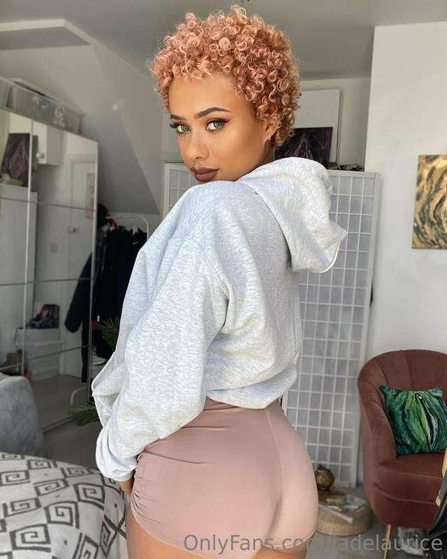 Cutie booty x