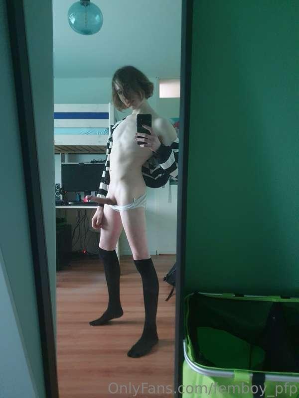femboy_pfp image #26