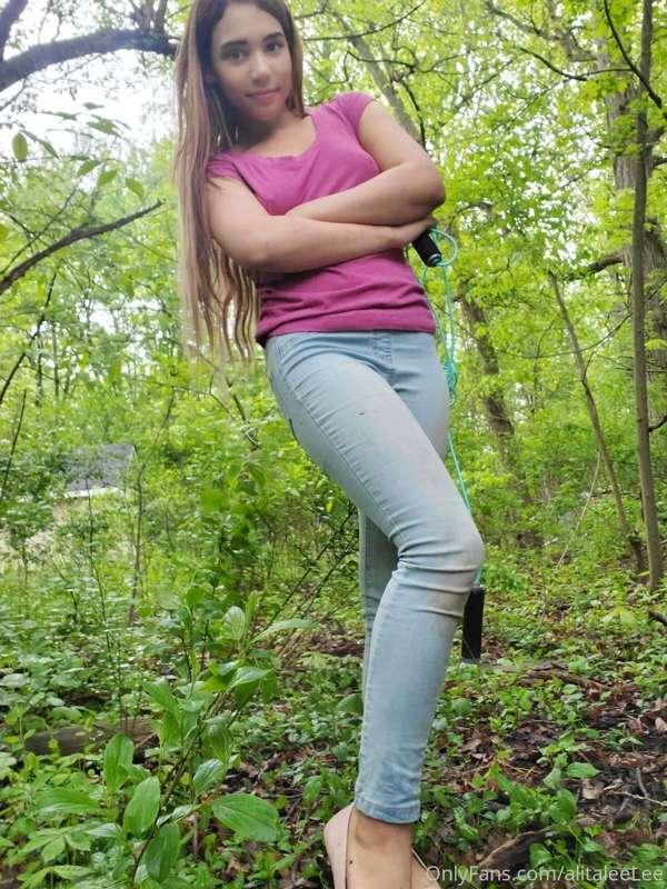 alitaleelee image #6