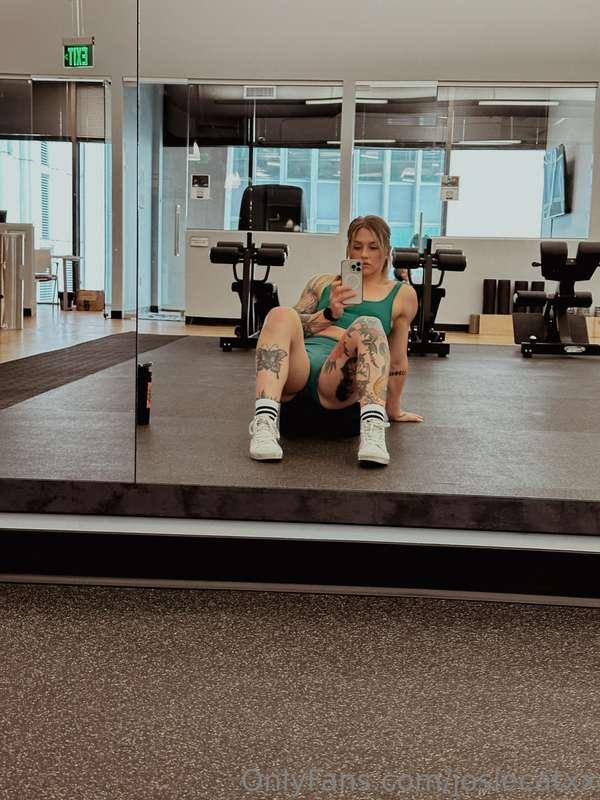 every day is gym day💪 do you workout every day too?