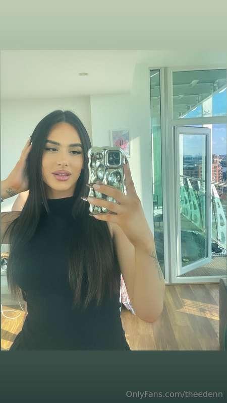 Girlfriend material 😇