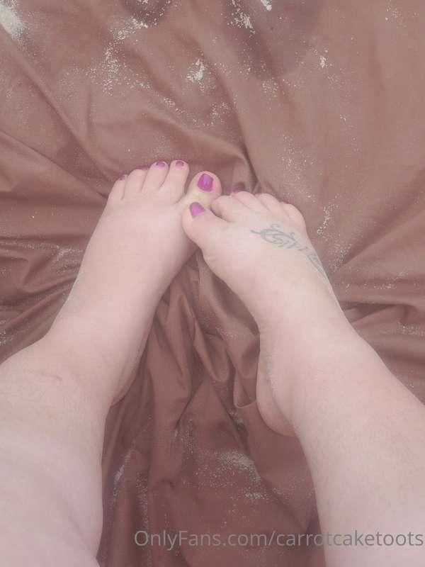 Pretty feet can I step on someone's balls?