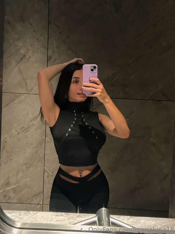 Don’t worry. I’ve got your Black!!😍🖤