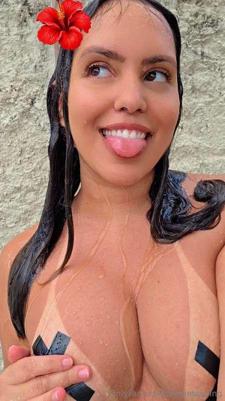 The most waited content! The tan lines you all love so much❤..