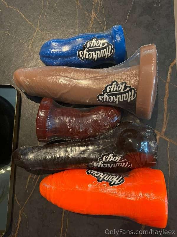 I just received my Hankeystoys order! Which one do you wanna..