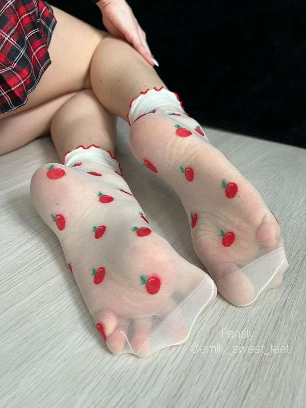 emily_sweet_feet image #11