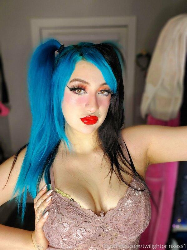 Full set on my vip page❤