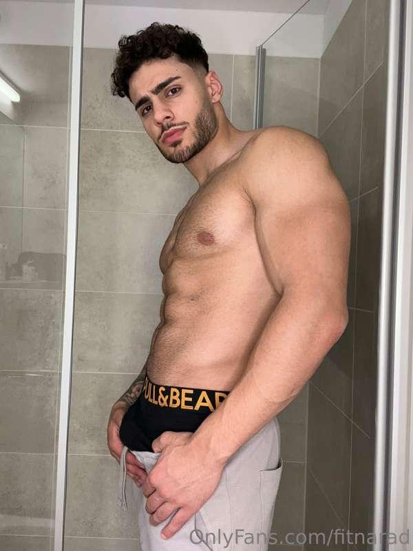 LIVE ENDED ON MY FREE PAGE! Finishing it here for you guys😈
..