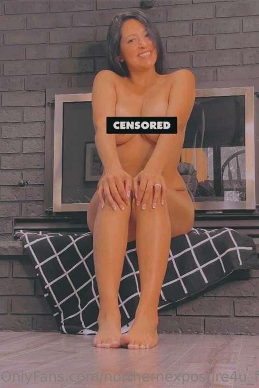 Titty Tuesday👀

The uncensored version is on our VIP page😉
h..