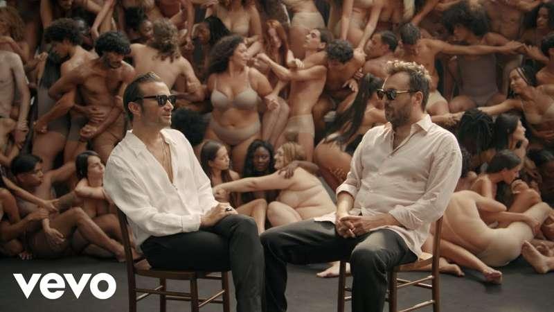 I am in a music video being all touchy lol