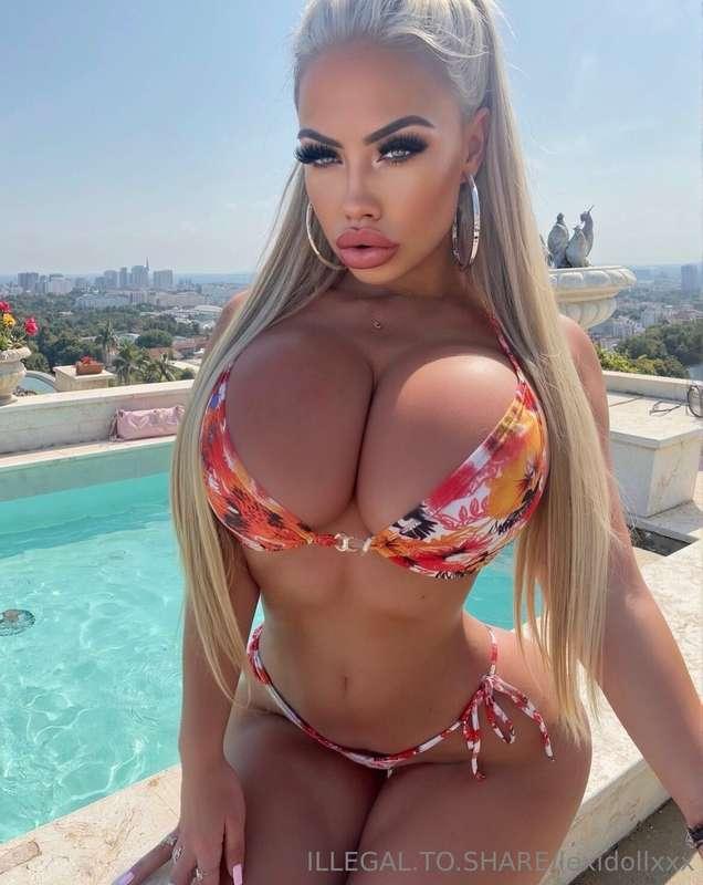 Do you like my bikini? 💦
