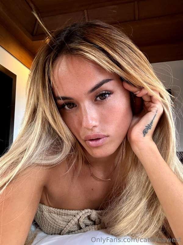 Are you into blondies? 😘