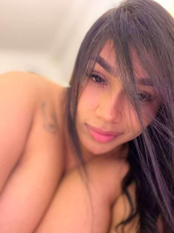 do you think I have panties on in this picture?🙈