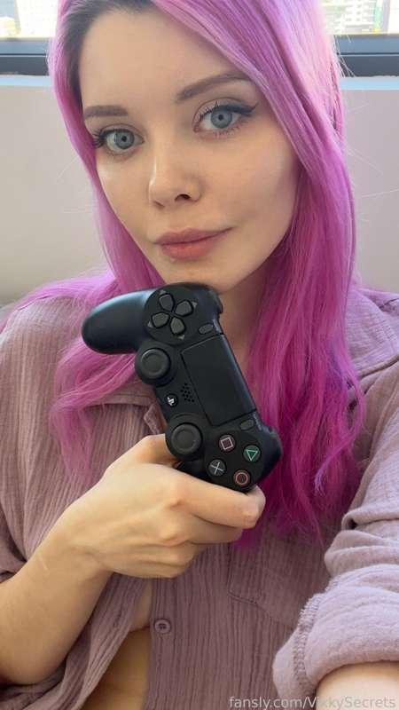 vikkysecrets image #0
