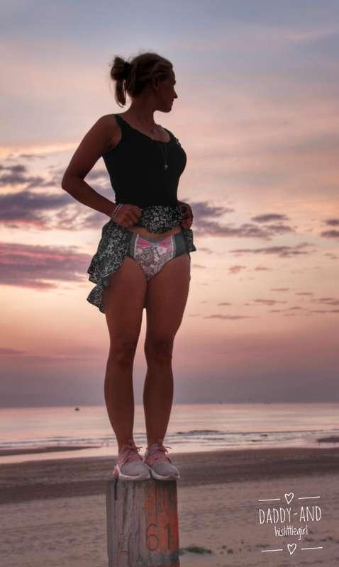 Beauty and the beach 🌅