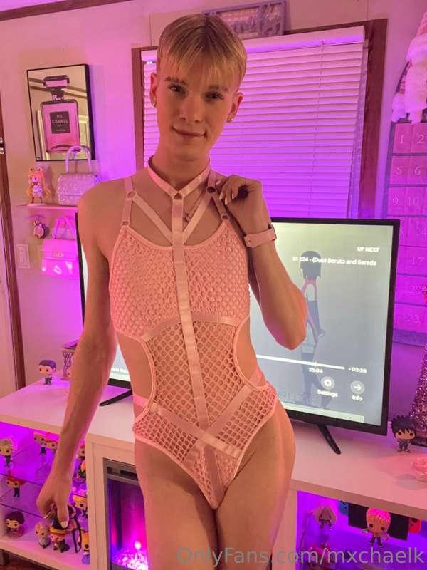 this is one of my favorite lingerie pieces 💖
