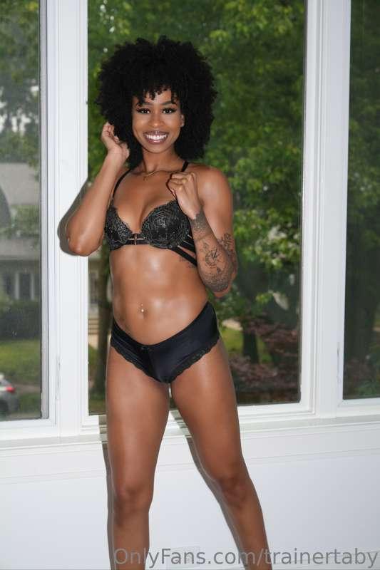 The face, the body and the mood too😋