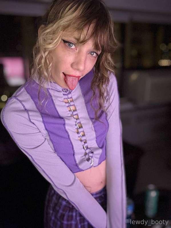 I'm your secret obsession 👅