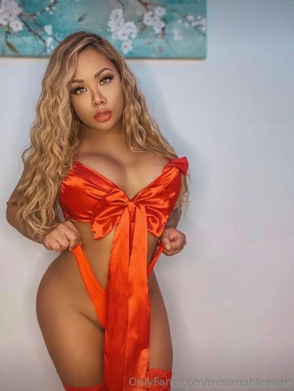 I’m the gift that keeps giving 😇