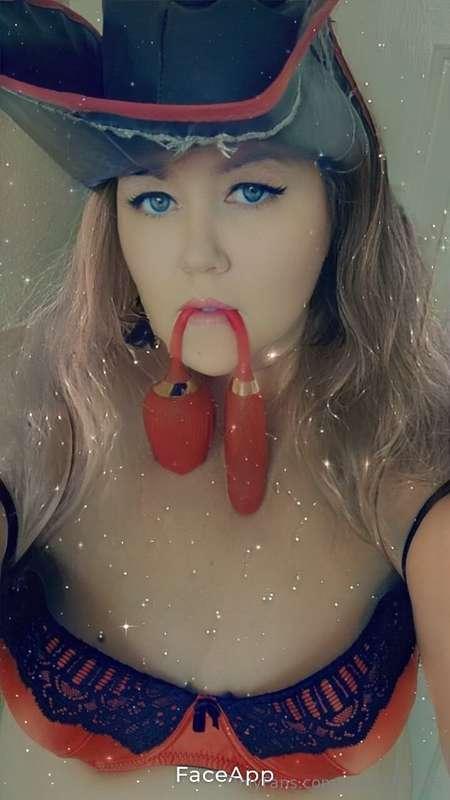 U want me to ride that cock like a cowgirl baby? X
