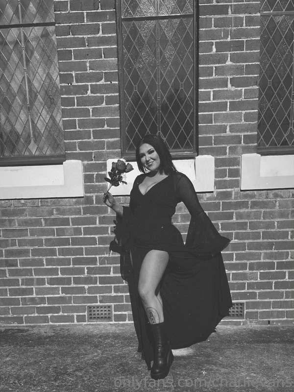 MORTICIA ADDAMS 🥀