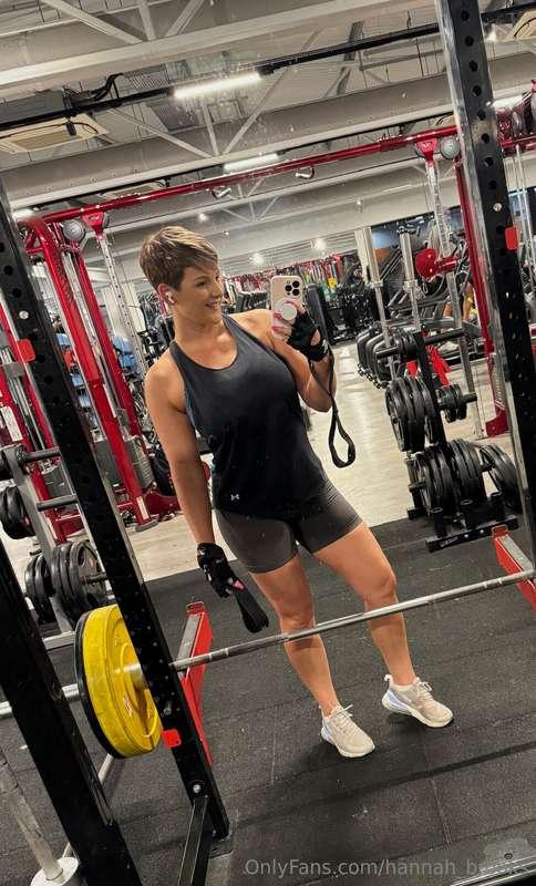 Back at it hitting it hard 💪 xxx