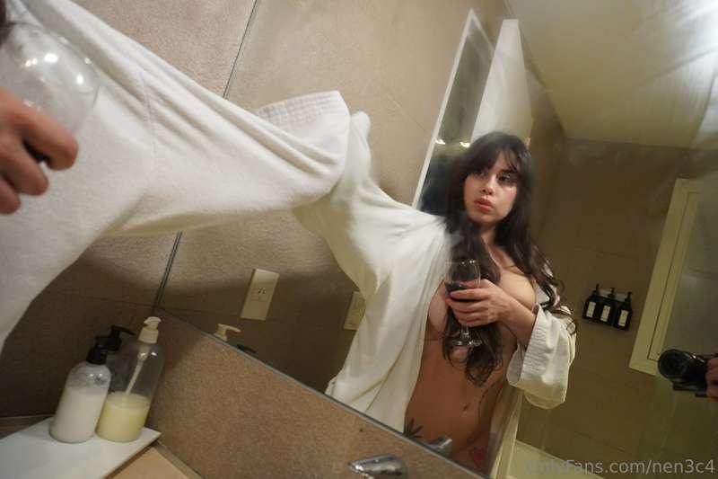 buenasssss vinito?