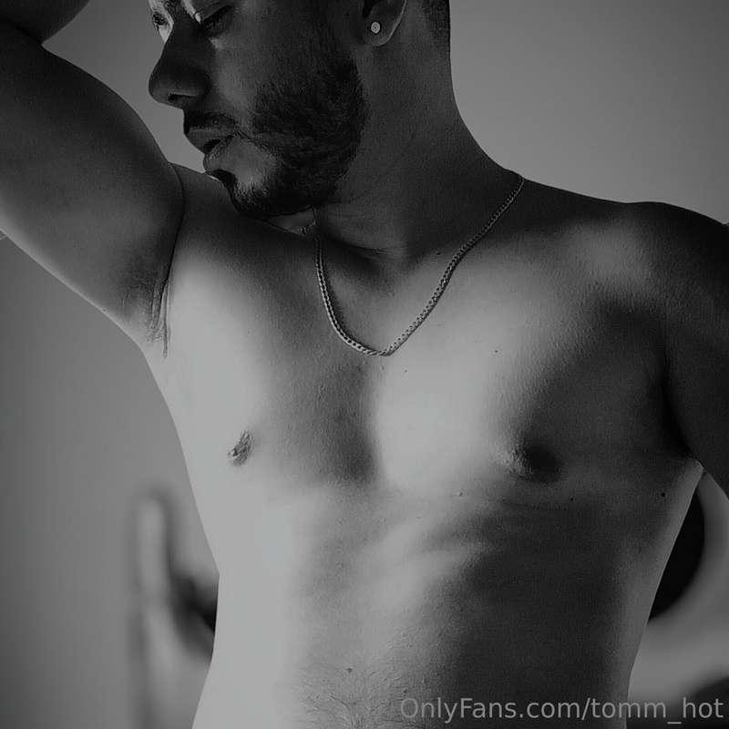 tomm_hot image #4
