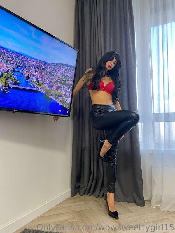 𝑯𝒐𝒏𝒆𝒚) 𝒂𝒓𝒆 𝒚𝒐𝒖 𝒕𝒓𝒂𝒗𝒆𝒍𝒊𝒏𝒈 𝒘𝒊𝒕𝒉 𝒎𝒆?🔥🔥😈