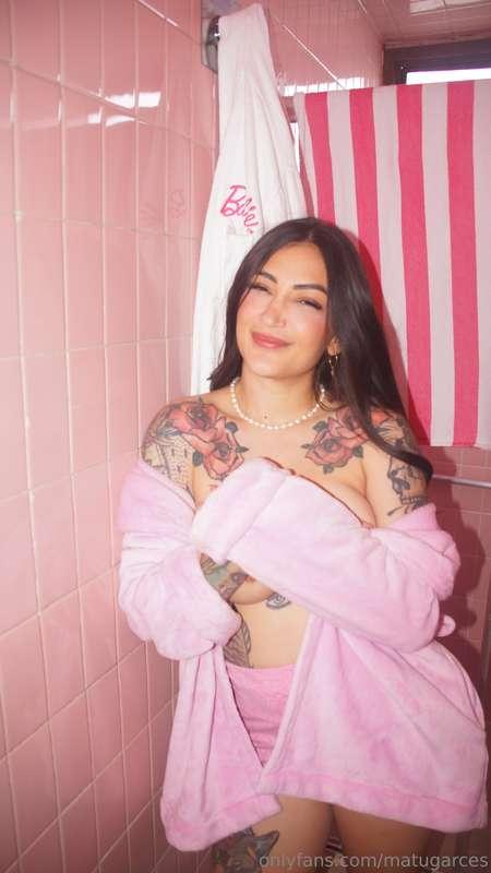 Quien quiere un ***LIVE*** por acá?? 🥰🥳💖