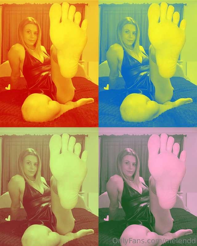 Have four of me … 😉🖤