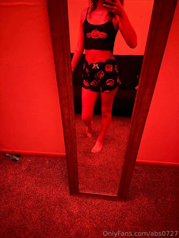 New lil spooky pj set❤️🎃