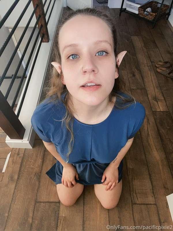 elf princess is on her knees for you 🧝🏼‍♀️
[lewd & nude]