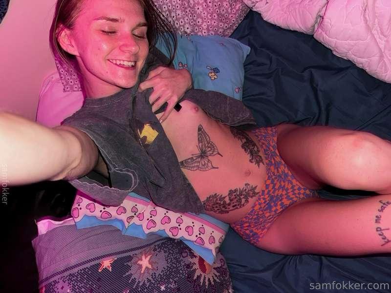 I made myself cum I wish u were here to help ;( My fingers s..