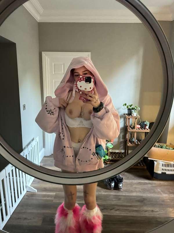 rosalinedawn image #3